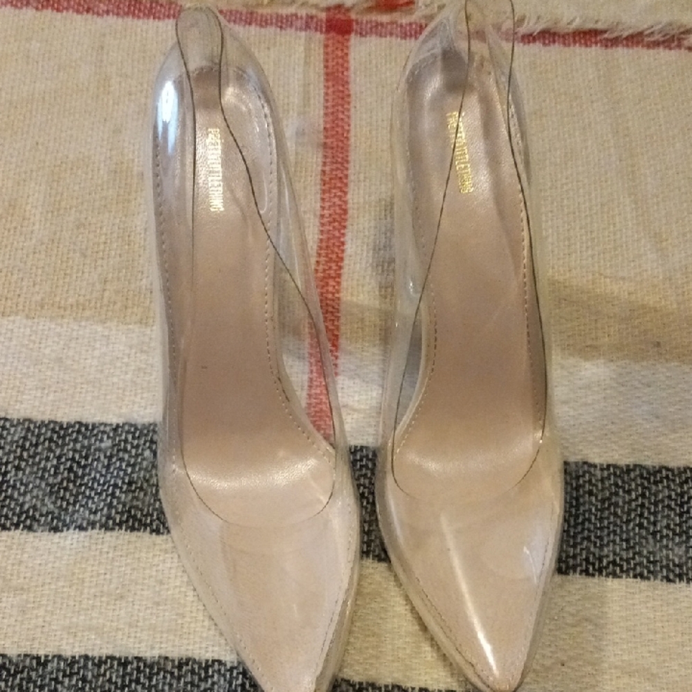 PrettyLittleThing Cream Heels Elegant Style